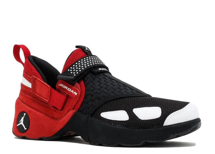 Air Jordan JORDAN TRUNNER LX OG 'BLACK GYM RED' sneakers, black