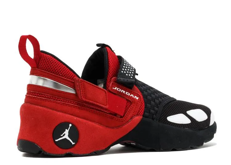 Air Jordan JORDAN TRUNNER LX OG 'BLACK GYM RED' sneakers, black