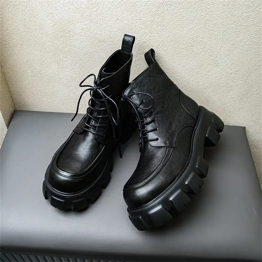 CrocGlide Lace-Up Leisure Boots