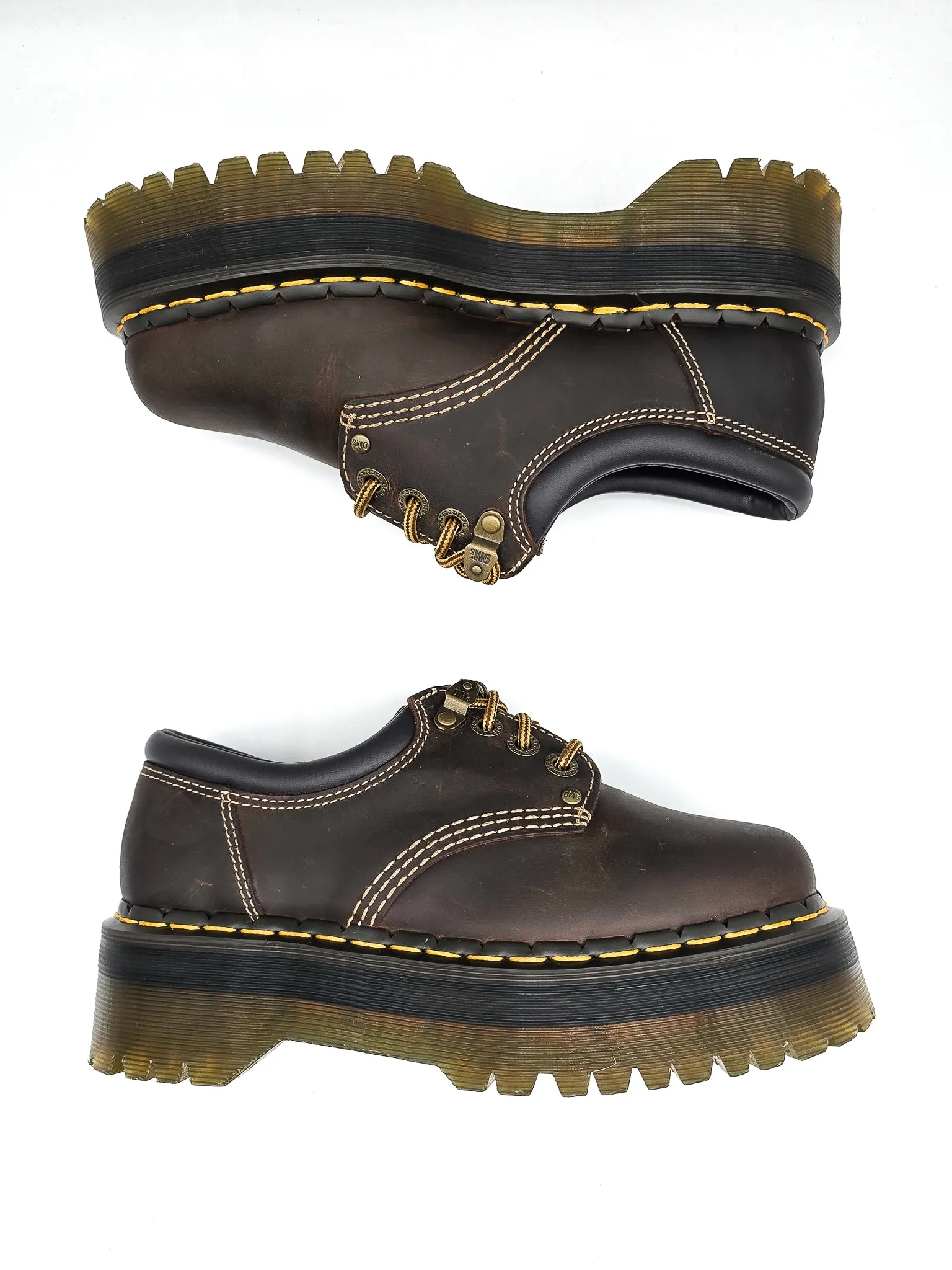 DR. MARTENS 8053 QUAD ARC CRAZY HORSE