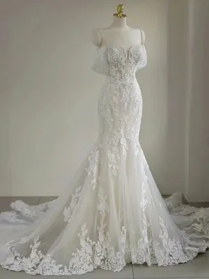 Elegant Trumpet/Mermaid Sweetheart Lace Appliques Wedding Dress