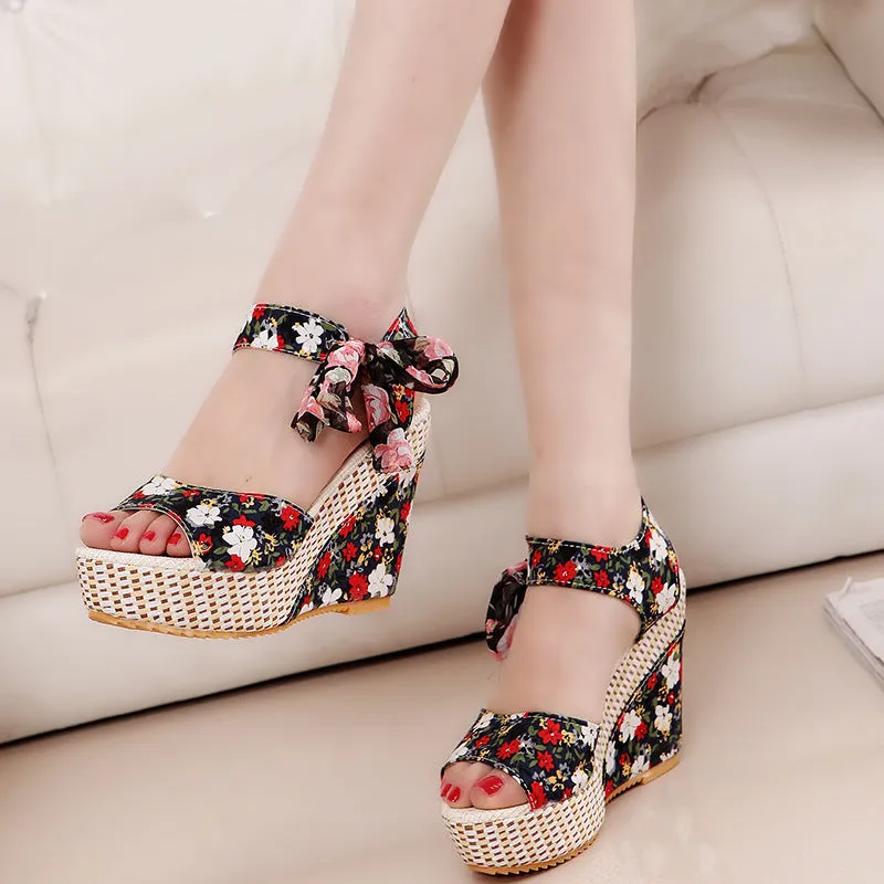 Floral Bowknot Design Wedge Sandals