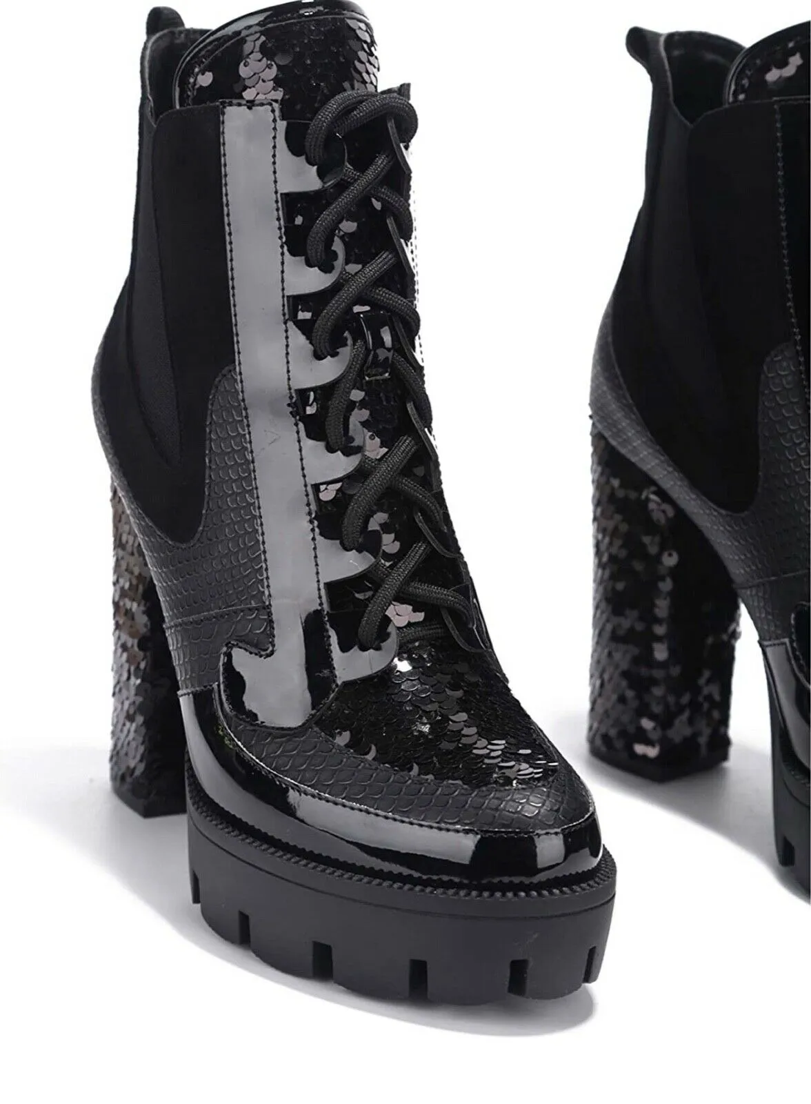 Nell~Chunky Block Heel Boot: BLACK