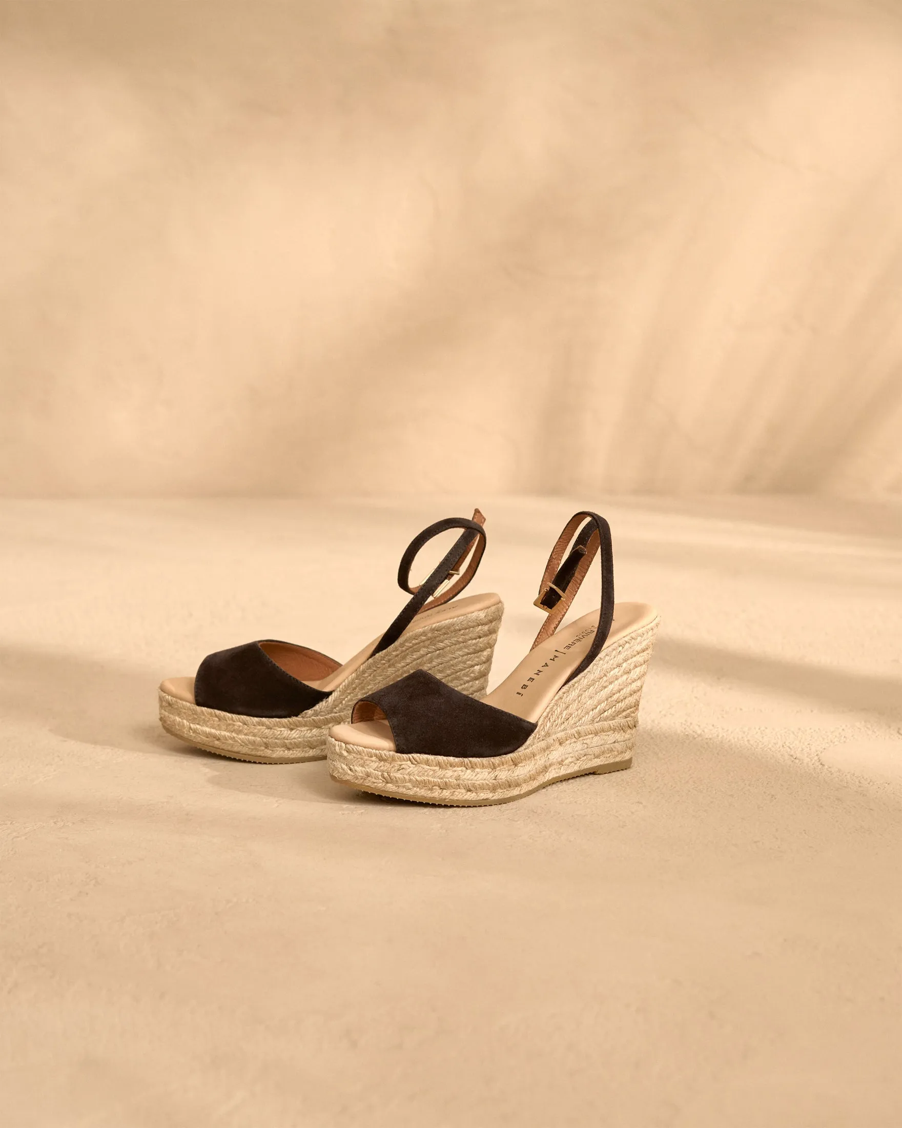 Viky Soft Suede Open Toe|Wedge Espadrilles - M04WI -  Alex Rivière Studio x Manebí Chocolate