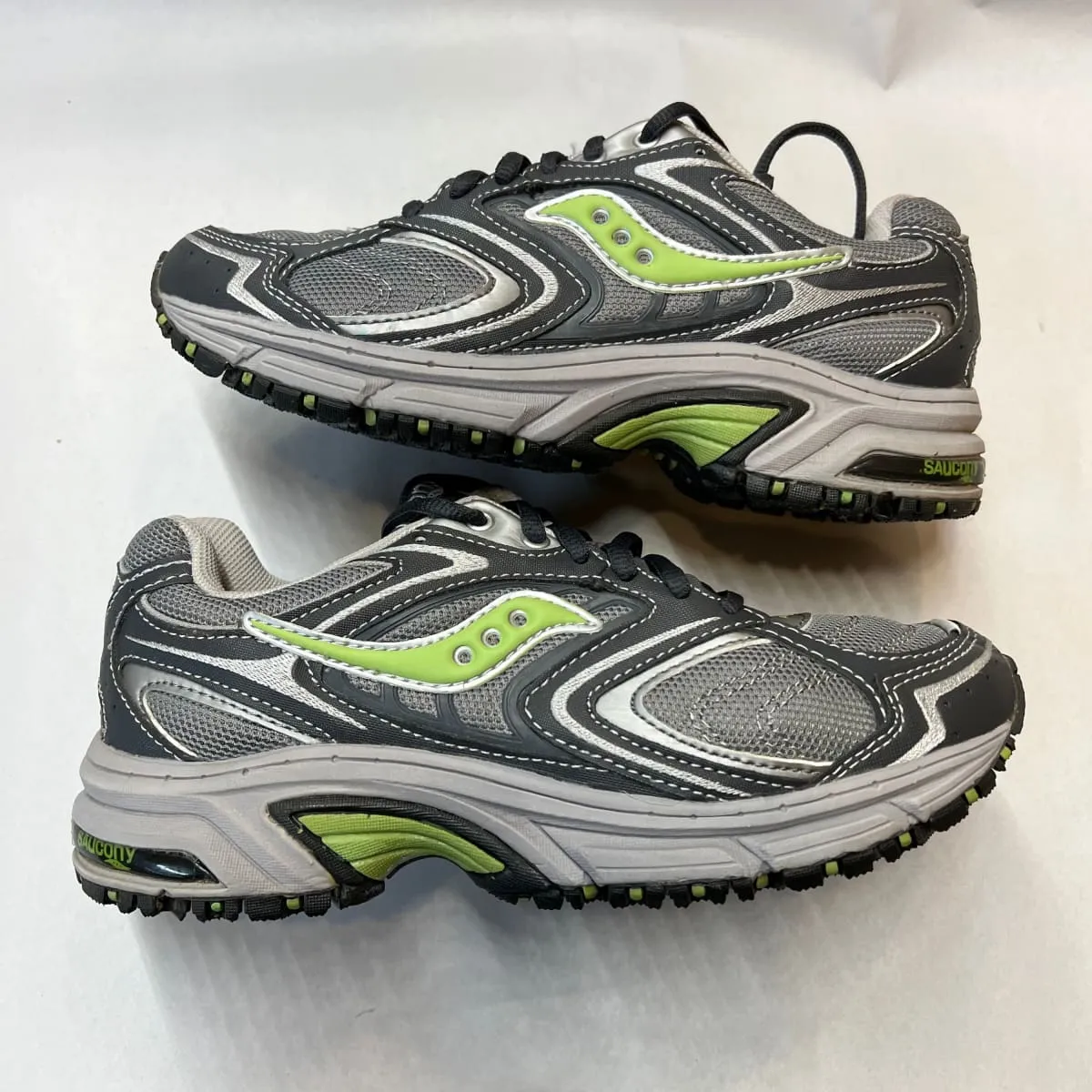 Women's Saucony •Ridge TR-Original• Trail Running Shoe - Gray/Green- Size 6.5M Preowned