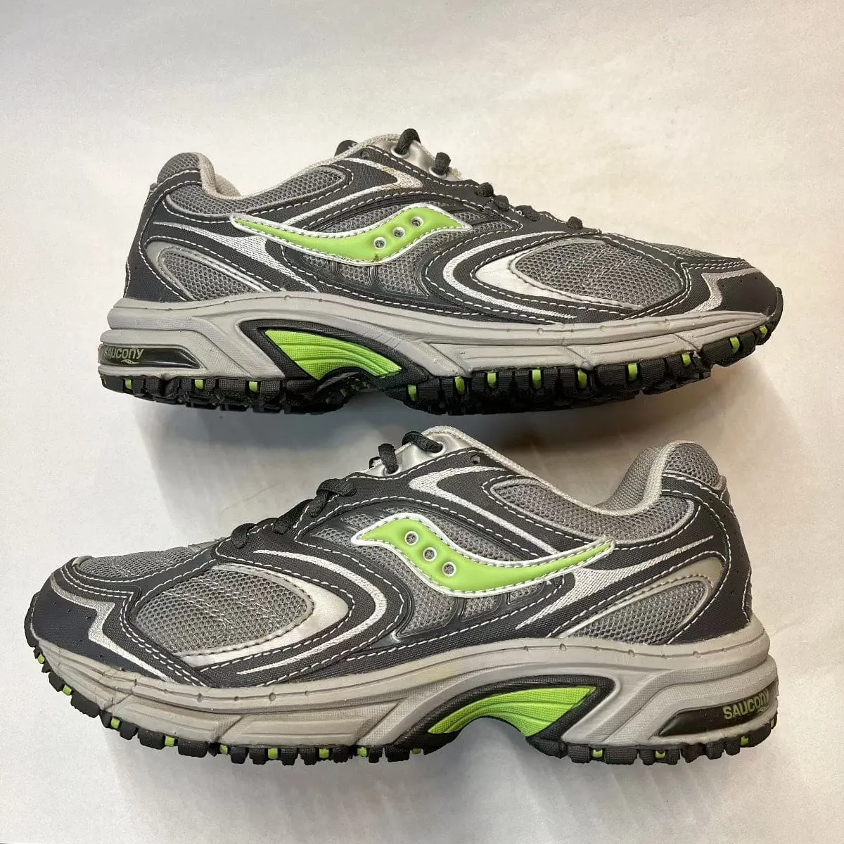 Women's Saucony •Ridge TR-Original• Trail Running Shoe - Gray/Green- Size 8.5M Preowned